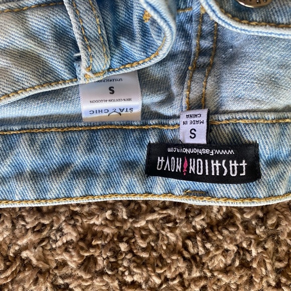 Fashion Nova Bundle - Picture 4 of 4